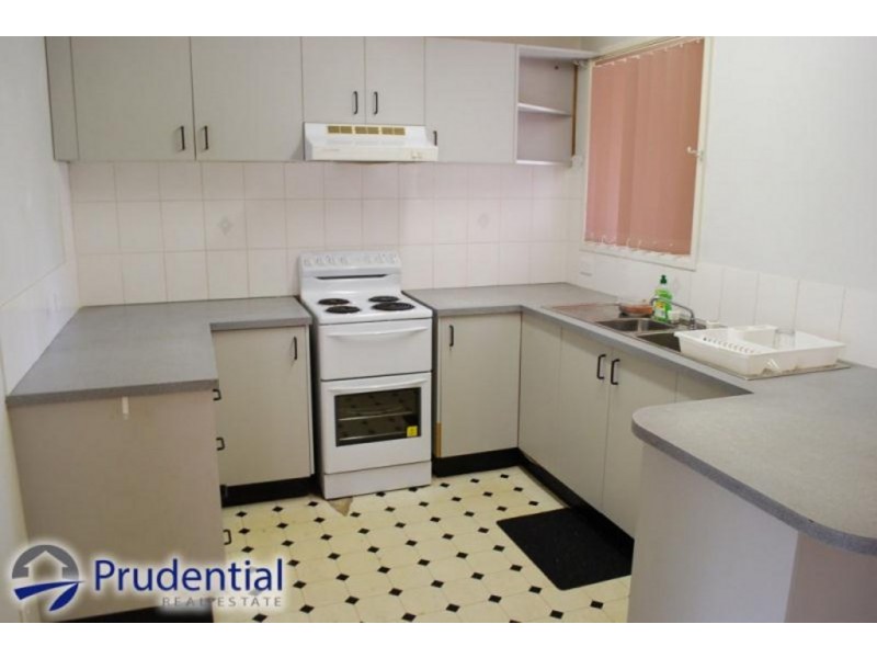 12/6 Westmoreland Road, Minto NSW 2566