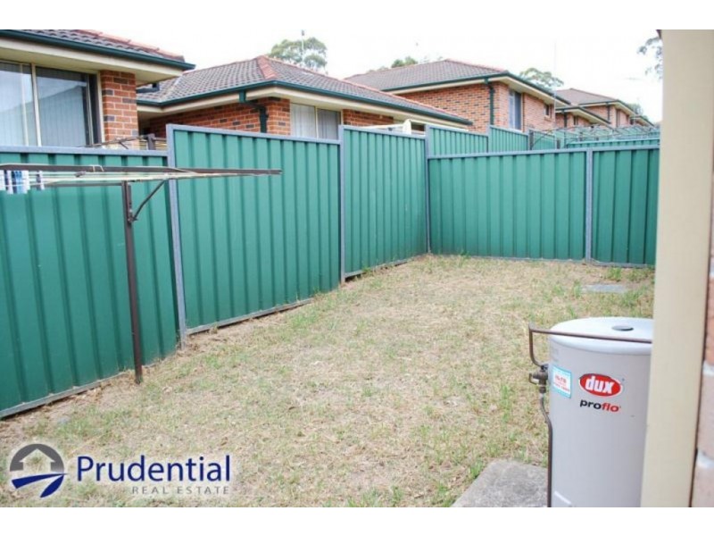 12/6 Westmoreland Road, Minto NSW 2566
