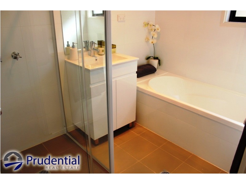 34 Normandy Tce, Leumeah NSW 2560