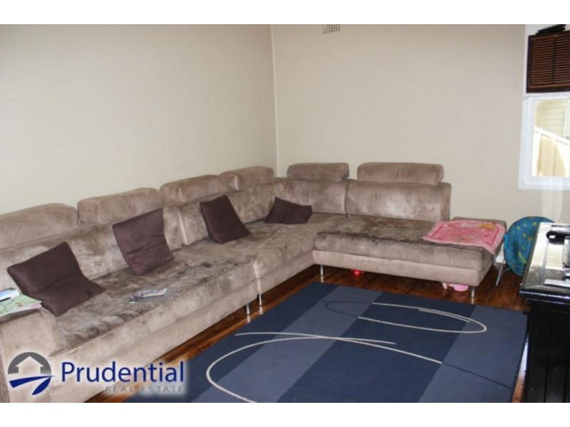 16 Carcoola Crescent, Campbelltown NSW 2560