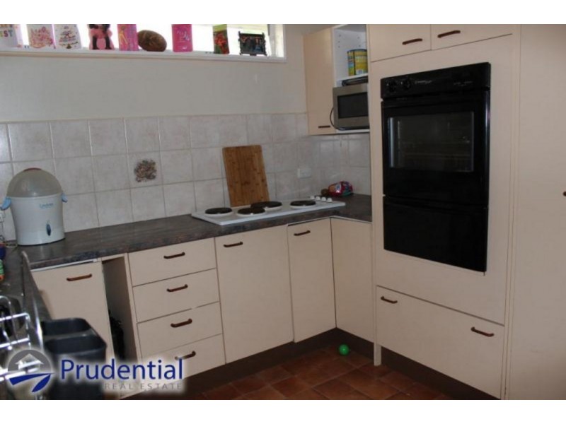 16 Carcoola Crescent, Campbelltown NSW 2560