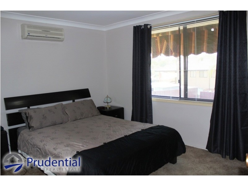 12 Spitfire Drive, Raby NSW 2566