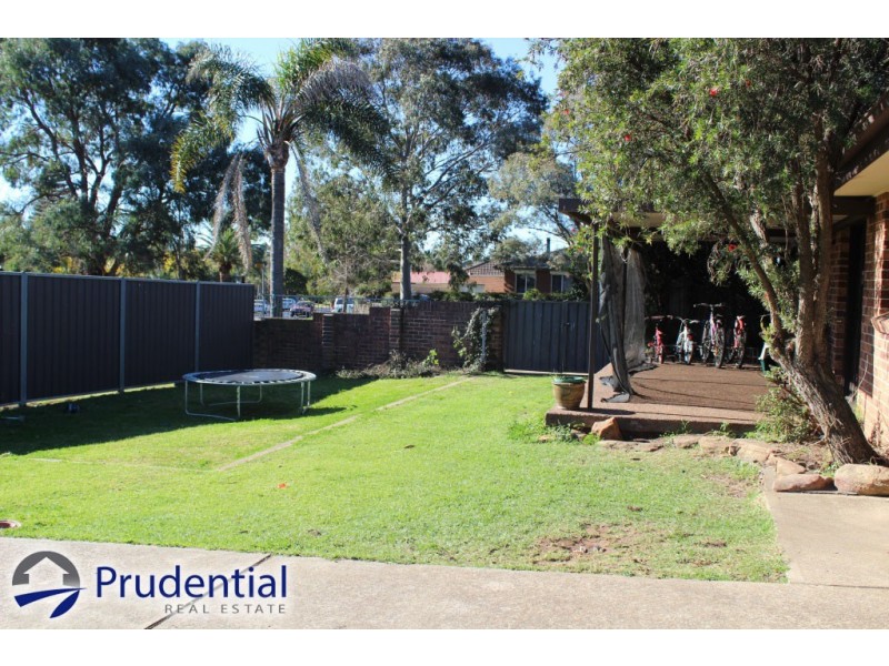 6 Longreef Crescent, Woodbine NSW 2560
