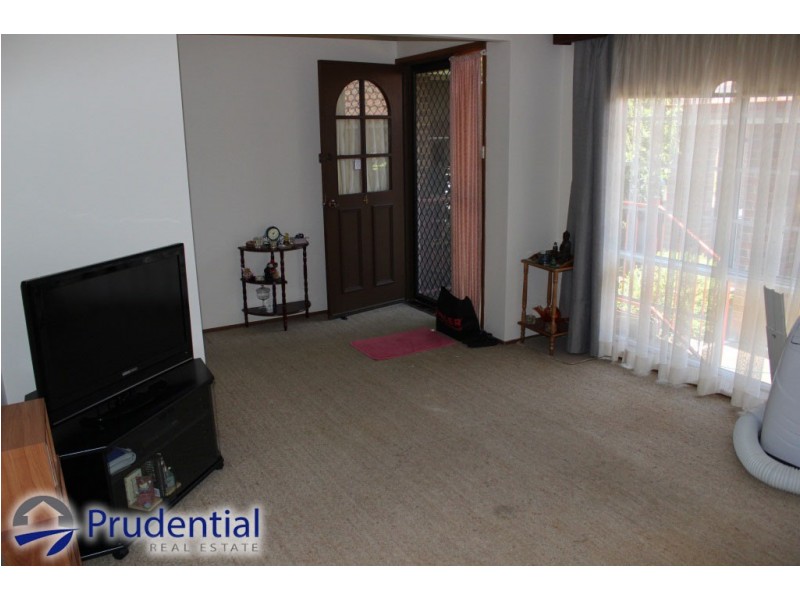 4/40-42 Warby Street, Campbelltown NSW 2560