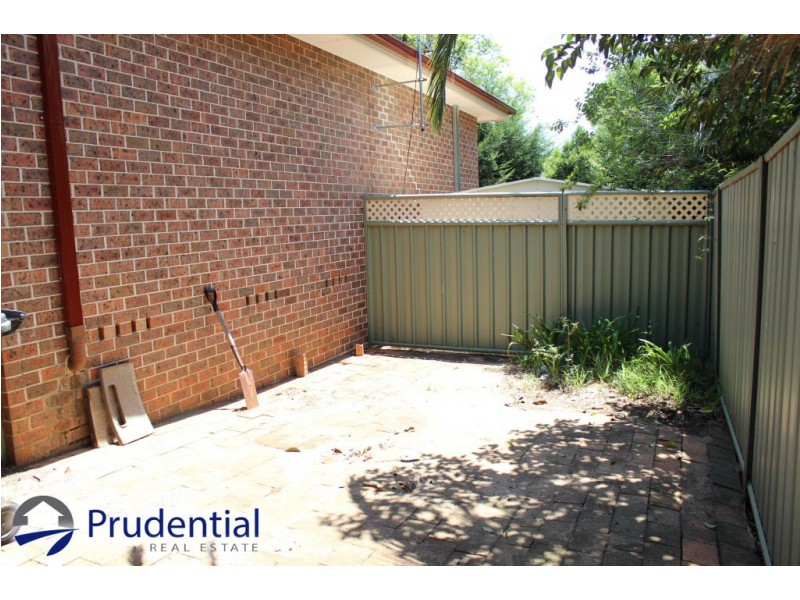 4/40-42 Warby Street, Campbelltown NSW 2560