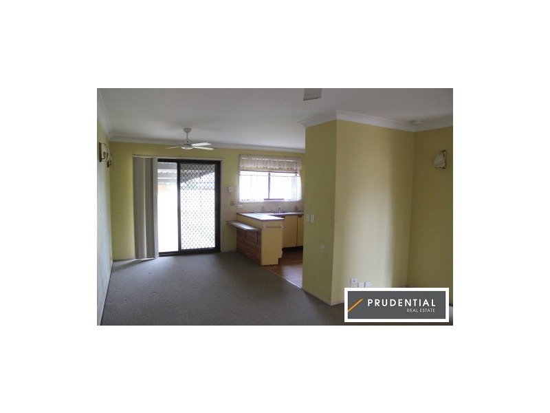 37 Woodland Road, St Helens Park NSW 2560