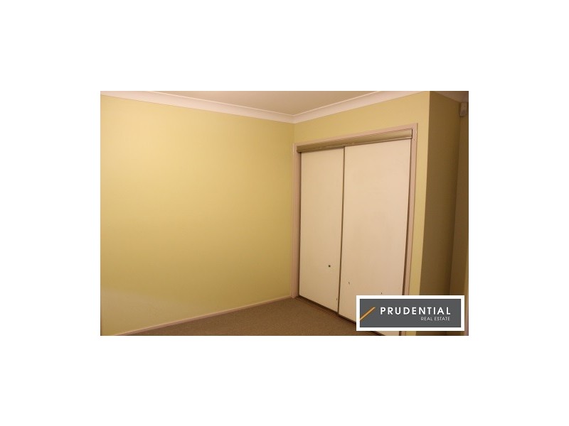 37 Woodland Road, St Helens Park NSW 2560