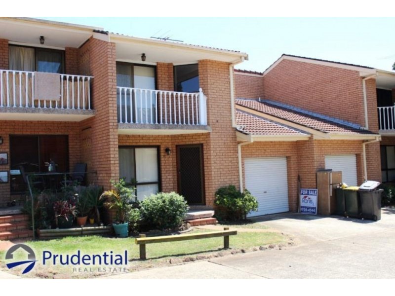 11/3 Illawong Road, Leumeah NSW 2560