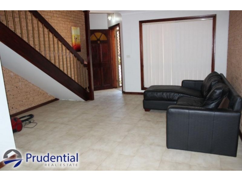 11/3 Illawong Road, Leumeah NSW 2560