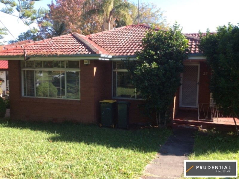 27 Turimetta Avenue, Leumeah NSW 2560