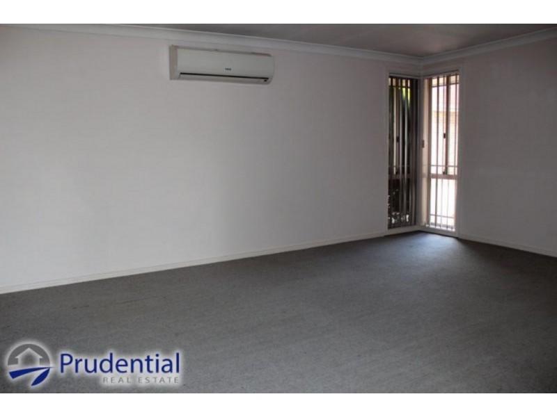 3/48 Minto Road, Minto NSW 2566