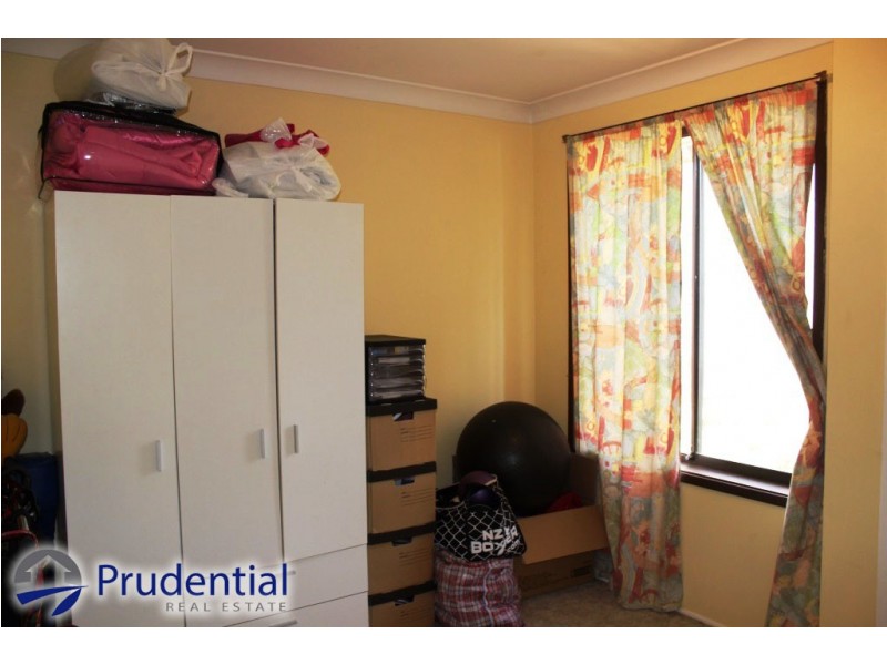 32 Serpentine Place, Eagle Vale NSW 2558