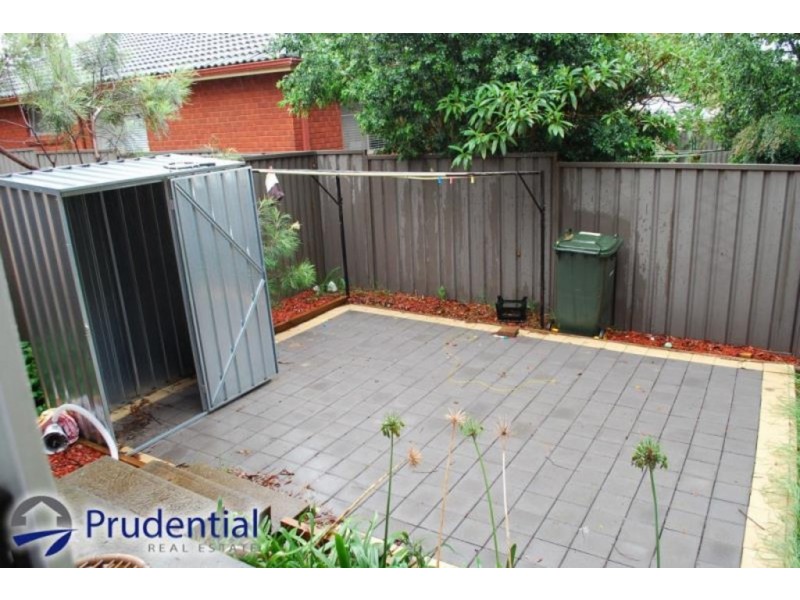 2/19-21 Tallawarra Road, Leumeah NSW 2560