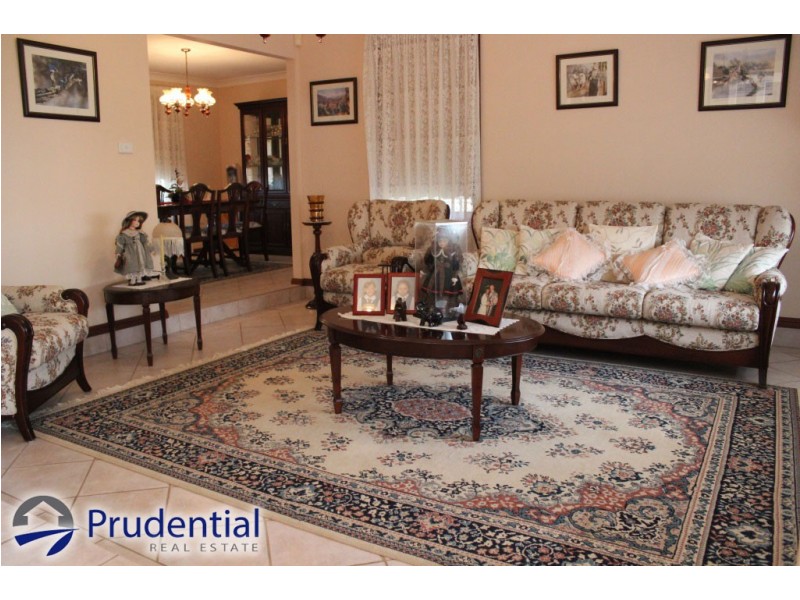 3 Wandella Place, Glen Alpine NSW 2560