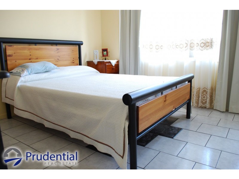 24B Glendower Street, Rosemeadow NSW 2560