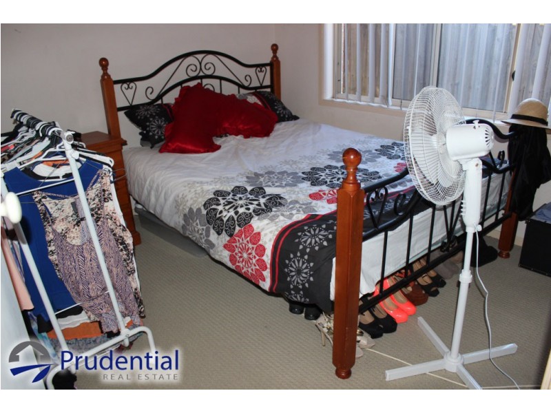 7 Dwyer Place, St Helens Park NSW 2560