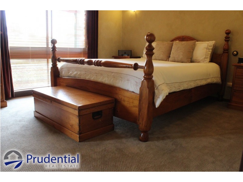 1 Clay Place, Eagle Vale NSW 2558