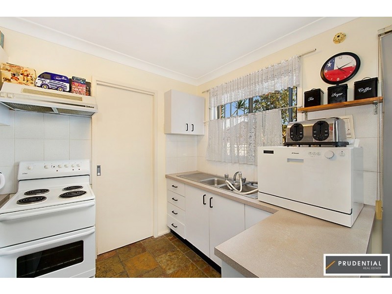 23/6 Jacquinot Place, Glenfield NSW 2167