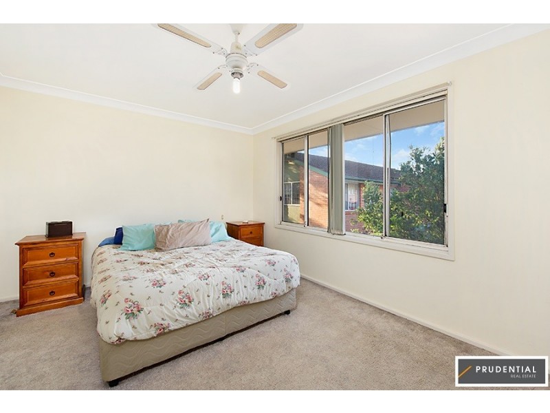 23/6 Jacquinot Place, Glenfield NSW 2167