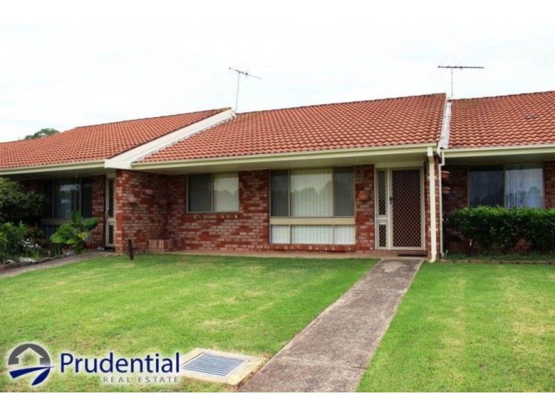 2/41 Cochrane Street, Minto NSW 2566