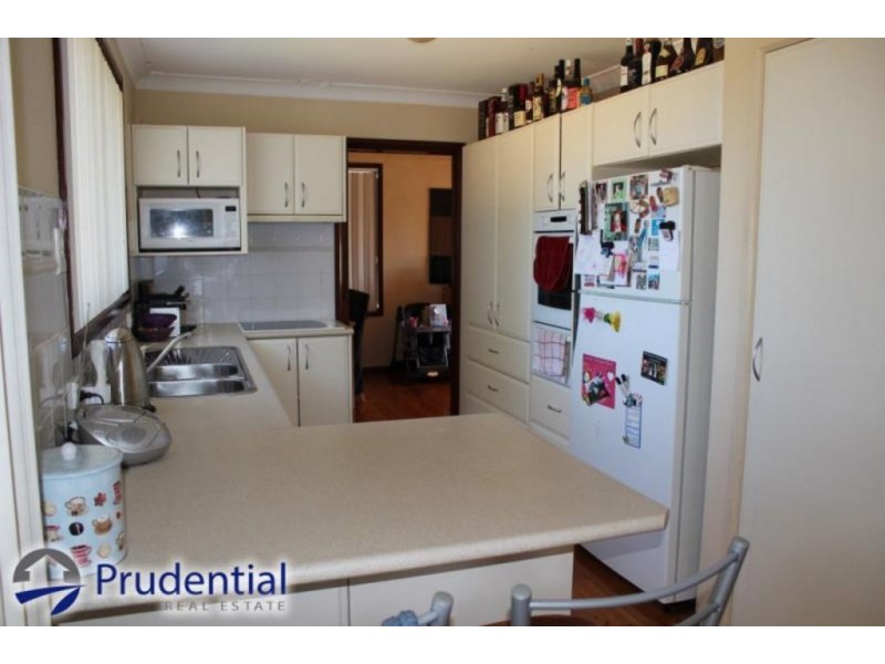 24 Campbellfield Avenue, Bradbury NSW 2560