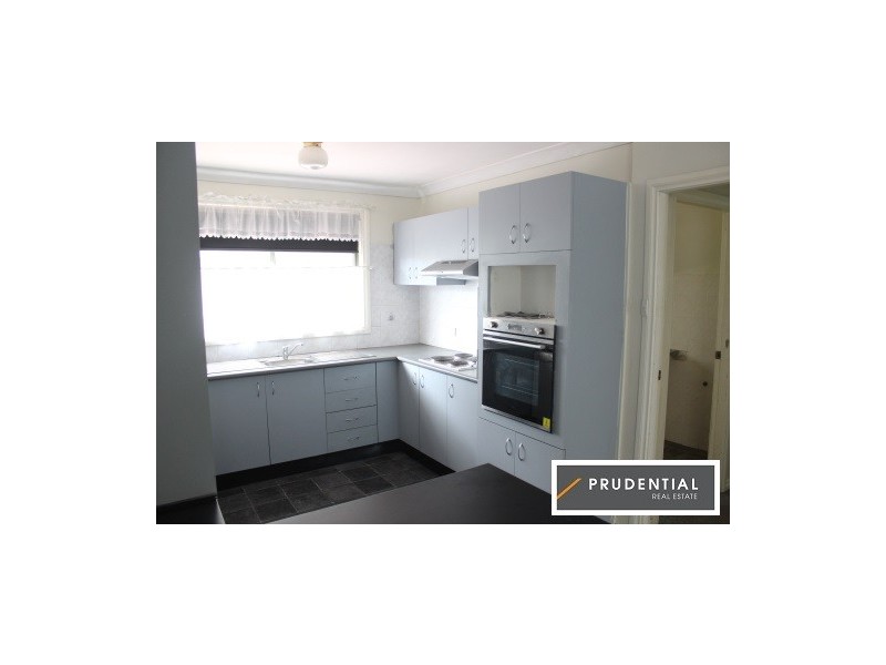 8 Turimetta Avenue, Leumeah NSW 2560