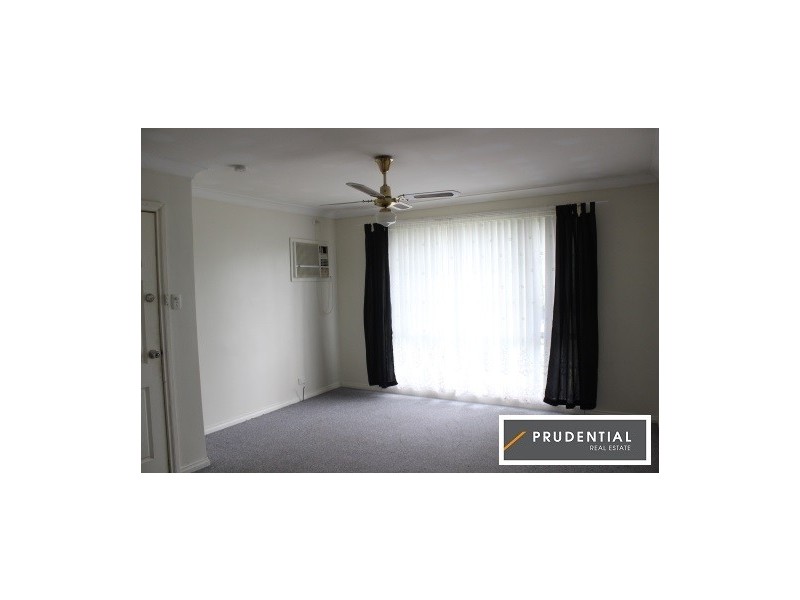 8 Turimetta Avenue, Leumeah NSW 2560