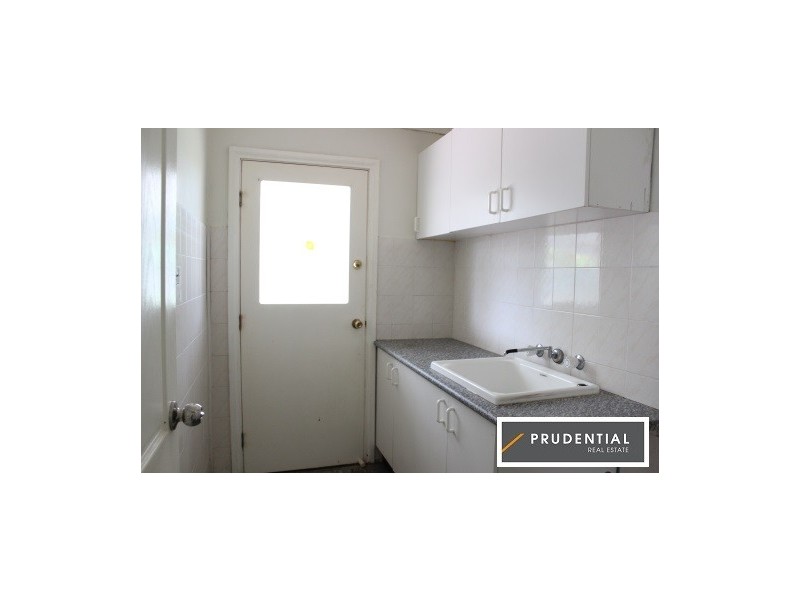 8 Turimetta Avenue, Leumeah NSW 2560