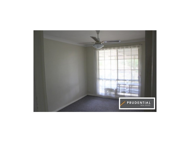 8 Turimetta Avenue, Leumeah NSW 2560