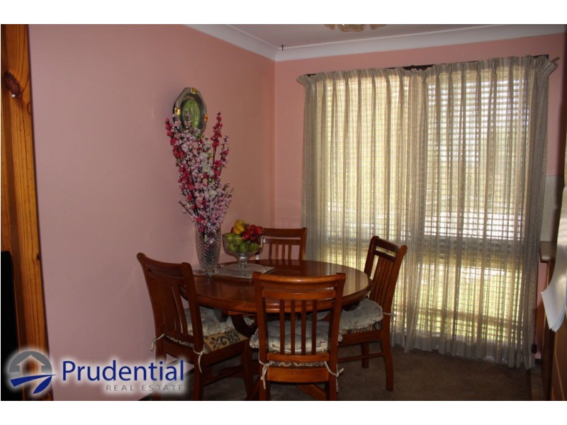 70 Longhurst Road, Minto NSW 2566