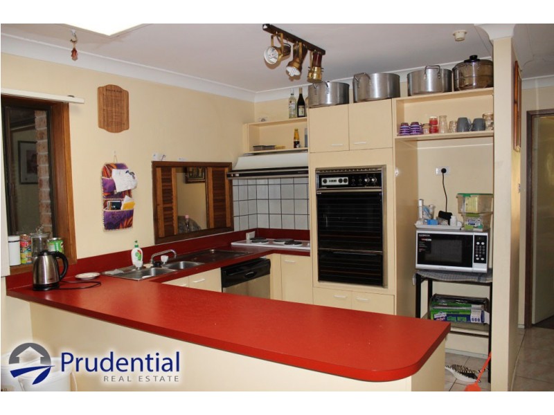 32 Parkhill Avenue, Leumeah NSW 2560