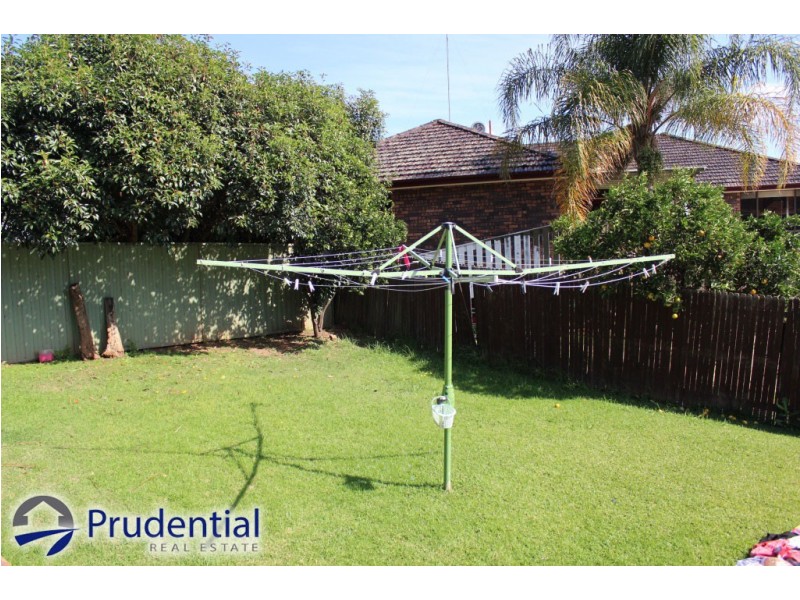 32 Parkhill Avenue, Leumeah NSW 2560