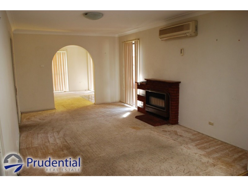 54 Surrey Street, Minto NSW 2566