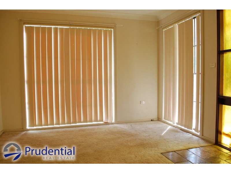 54 Surrey Street, Minto NSW 2566