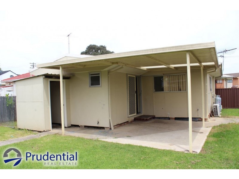 54 Surrey Street, Minto NSW 2566