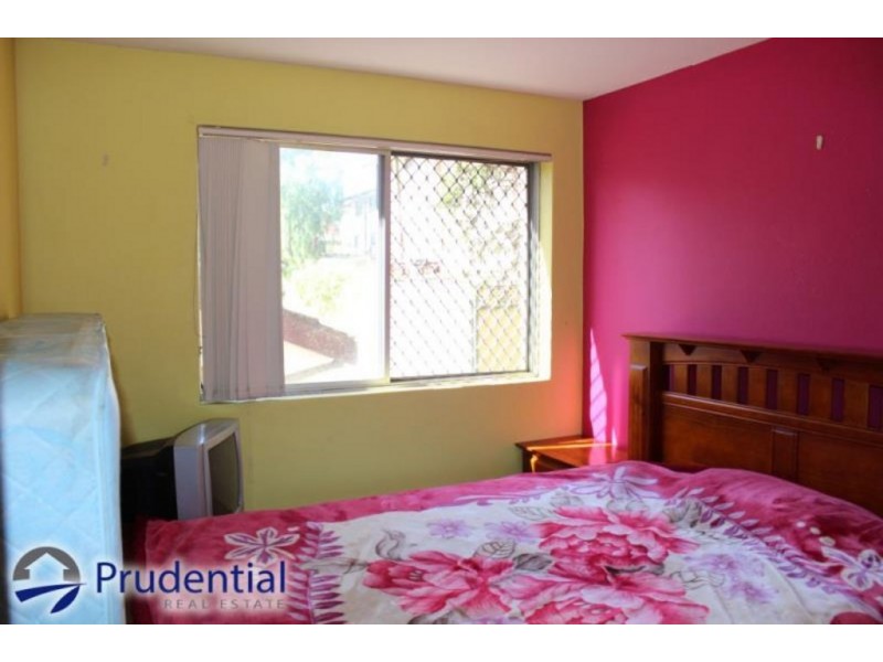 7/18 Westmoreland Road, Minto NSW 2566