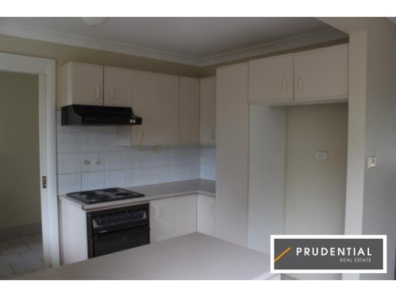 8/97 Hurricane Drive, Raby NSW 2566