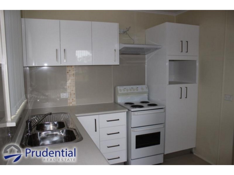 2 Milton Crescent, Leumeah NSW 2560