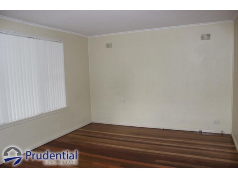 2 Milton Crescent, Leumeah NSW 2560