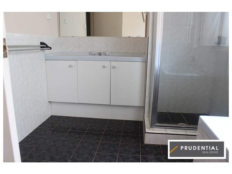 43 Glendower Street, Rosemeadow NSW 2560
