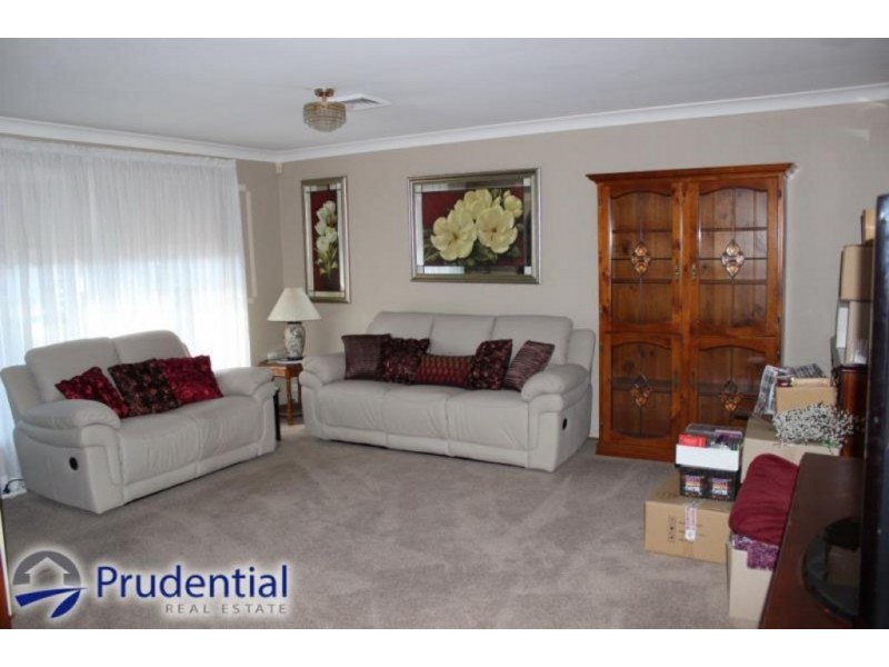 17 McDonnell Street, Raby NSW 2566