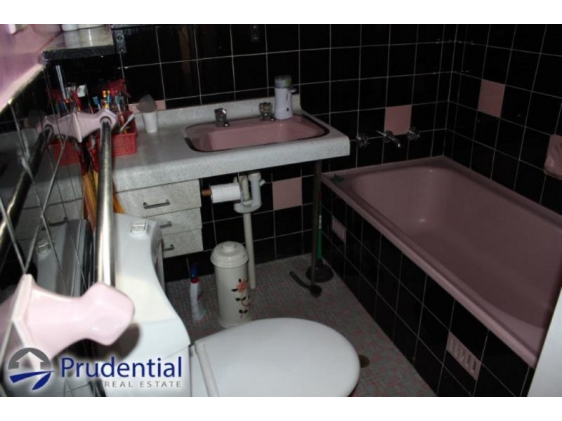 112 Macquarie Avenue, Campbelltown NSW 2560