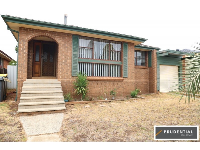 32 Horatio Street, Rosemeadow NSW 2560