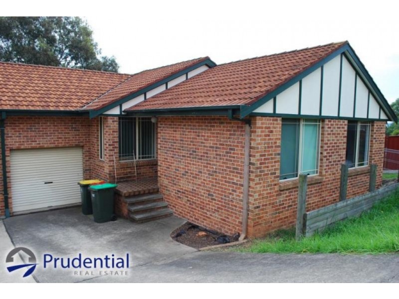 2/7 Clareville Close, Woodbine NSW 2560