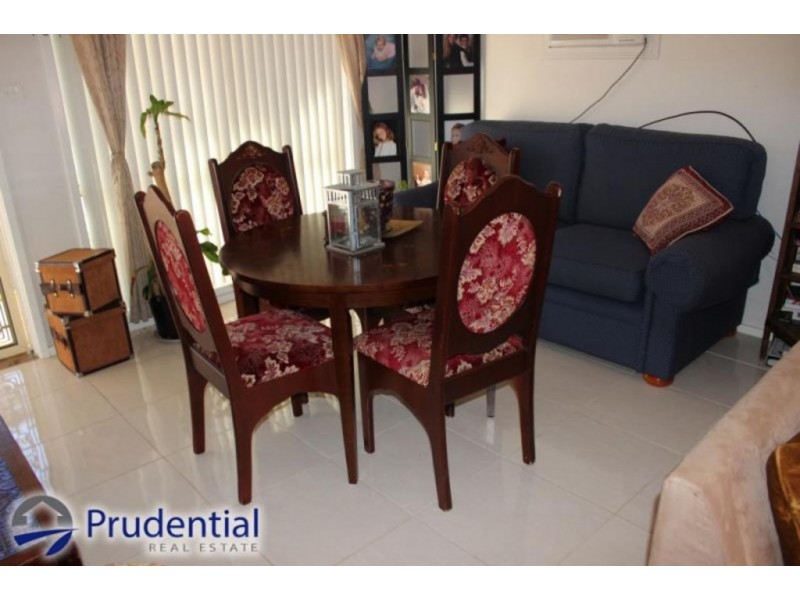 1/53 Dehavilland Crescent, Raby NSW 2566