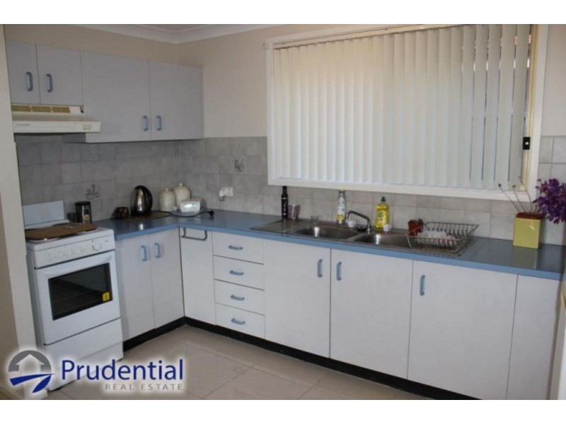 1/53 Dehavilland Crescent, Raby NSW 2566