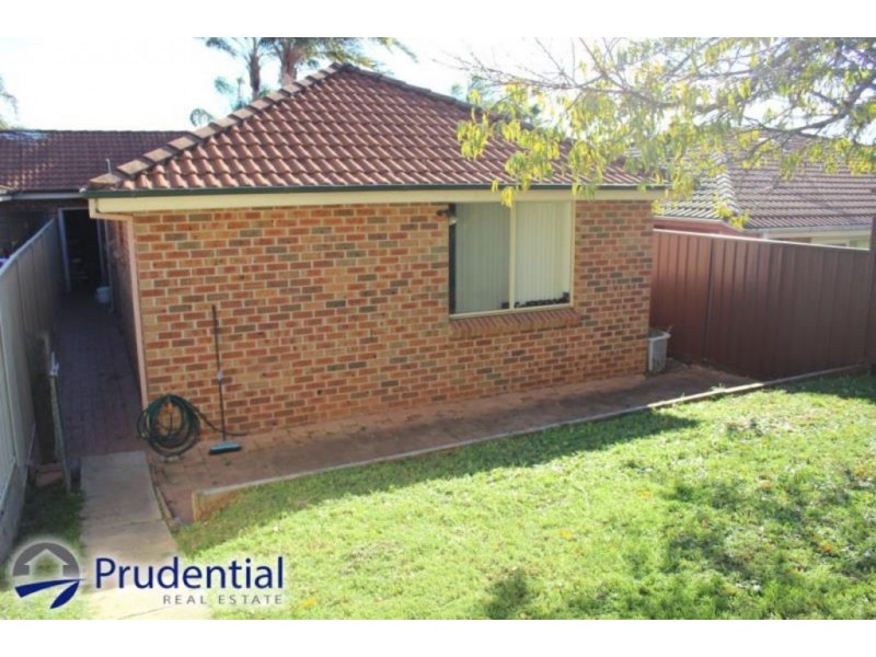 1/53 Dehavilland Crescent, Raby NSW 2566