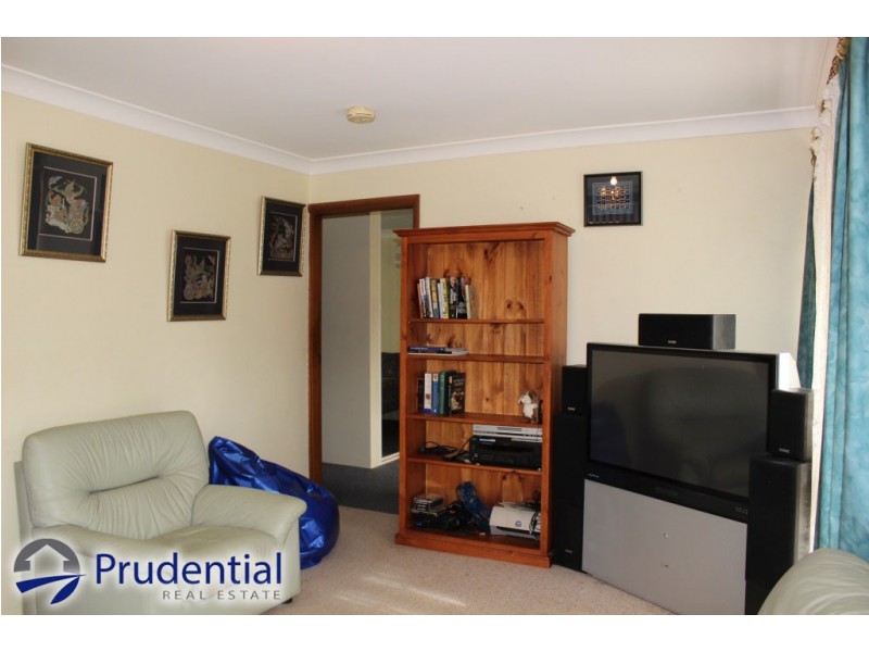 48 Masterfield Street, Rossmore NSW 2557