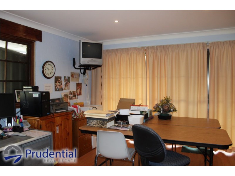 48 Masterfield Street, Rossmore NSW 2557