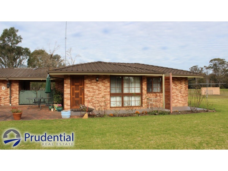48 Masterfield Street, Rossmore NSW 2557